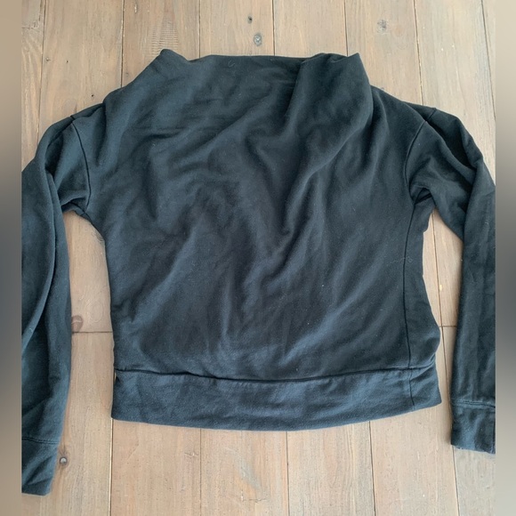 Alo Yoga women uplift backless sweatshirt - Picture 4 of 6